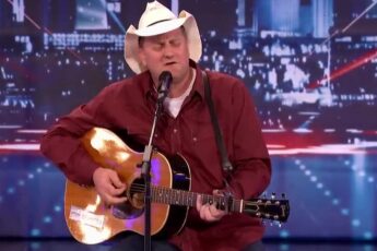 His Wife Tricked Him Into Going to AGT, and His Kitchen Love Song Silenced the Whole Room