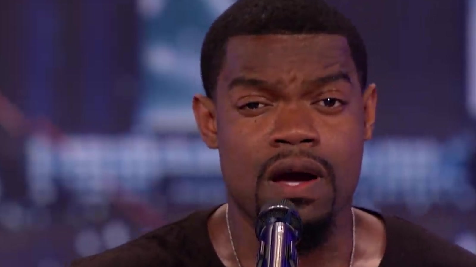 Travis Pratt singing on America's Got Talent